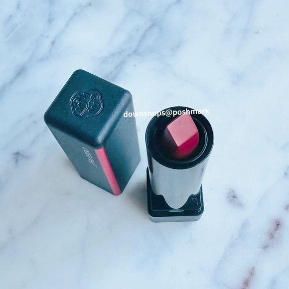 Shiseido ModernMatte Powder Lipstick 516 Exotic Red - Picture 2 of 3